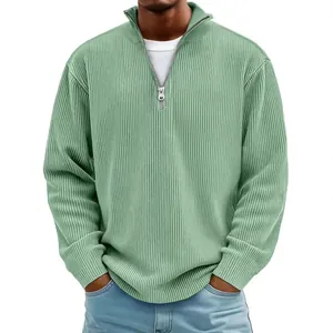 Pull côtelé vert sauge pour homme avec fermeture éclair quart de zip et coupe ajustée