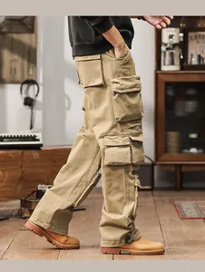 Seitenansicht-Detail des Multi-Pocket-Designs der amerikanischen Vintage-Cargo-Hose für Herren