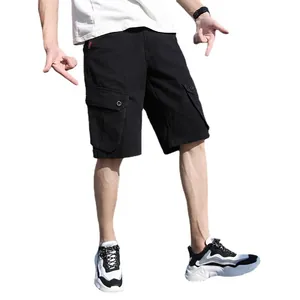 Schwarze Cargo-Shorts für Herren mit vielen Taschen für Sommer und Outdoor-Aktivitäten
