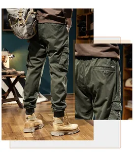 Vue détaillée du pantalon cargo vert olive montrant la poche arrière et le tissu épais