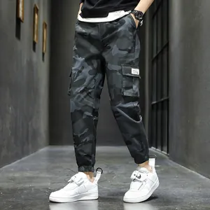 Men Vintage Cotton Camouflage Cargo Pants Outdoor Streetwear Multi-Pocket Jogger Pants Retro Loose Fit Cuffed Trousers