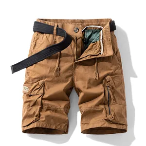 Heren cargo short in Amerikaanse stijl met meerdere zakken en riem in het bruin