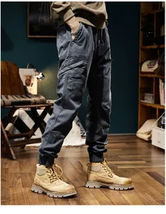 Stylish men's outdoor mountain cargo jogger pants with warm fleece lining and pockets