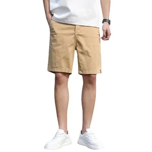 Stylish men's khaki cargo shorts in Japanese retro loose fit for summer casual daily wear
