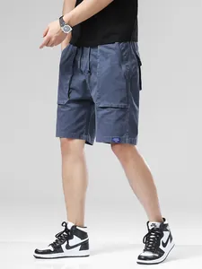 Men's summer casual cargo shorts in navy blue with a relaxed fit and side pockets