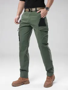 Professional men's green outdoor cargo pants with multi-pockets and tactical design
