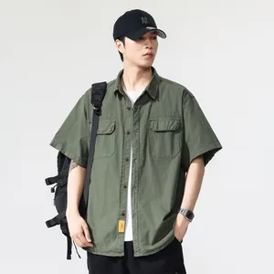 Men's vintage army green short-sleeve cargo shirt with multi-pocket utility design