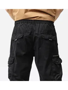 Zwarte cargo-broek voor heren in Amerikaanse vintage stijl met functionele zakken design