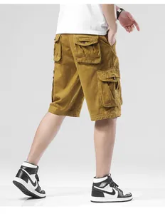 Back view detail of men's loose cargo shorts featuring multi-pocket design