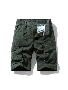 Short cargo décontracté pour homme vert armée avec multiples poches et cordon de serrage