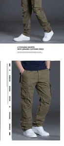 Detailaufnahme einer olivgrünen Herren-Cargohose mit mehreren Taschen und geradem Bein