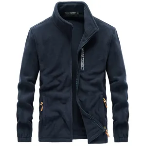 Giacca sportiva in pile da uomo blu navy con tasche a zip e collo alto per outdoor
