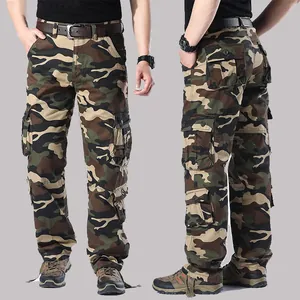 Herren-Cargohose aus Baumwolle mit Tarnmuster, geradem Bein und mehreren Taschen