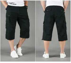 Men's black cotton cargo capri pants with multi-pockets for summer leisure style.