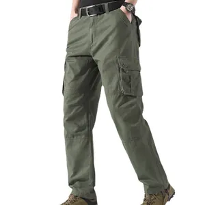 Grüne Outdoor-Cargohose für Herren mit mehreren Taschen und lockerer Passform