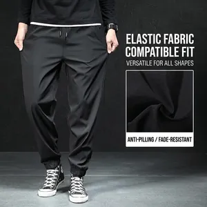Veelzijdige zwarte herenjoggingbroek met elastische taille en boorden