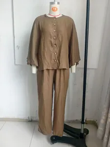Elegantes, lässiges, braunes Zweiteiler-Set aus Leinenmischung mit Hemd und Hose