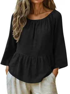 Elegante blusa nera a maniche lunghe in cotone e lino con scollo arricciato di classe