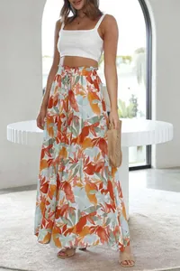 Böhmisches Set aus Maxirock mit Blumenmuster und weißem Crop-Top für Damen im Sommer