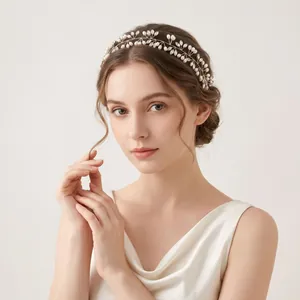 Elegante pettine per capelli con perle e rami per acconciature da sposa e nozze