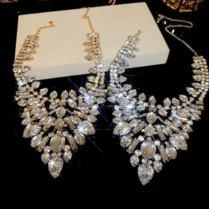 Luxury Heavy Rhinestone Geometric Pendant Necklace Women Copper Alloy Statement Water Drop Square Banquet Party Jewelry Necklaces