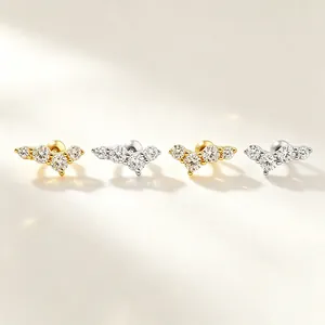 Élégantes boucles d'oreilles en argent S925 avec zircons et fermoirs à vis