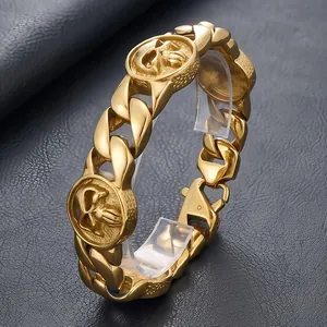 Bracciale a catena cubana in acciaio inossidabile dorato da 22 mm con medaglioni a teschio