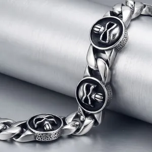 Bracciale Cuban link punk da 22mm in acciaio inossidabile con teschi per uomo