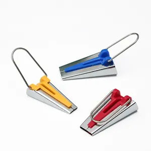 Set di 3 sbiechi colorati in acciaio inossidabile per cucito fai-da-te e patchwork.