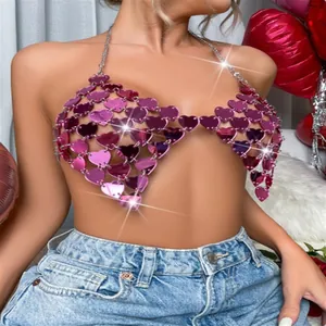 Sujetador sexy de malla de corazones acrílicos morados para festivales de música y fiestas.