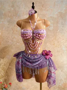 Catena per il corpo in perle viola con gonna a portafoglio in chiffon floreale