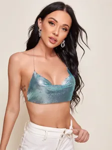 Sexy blauwe metallic halter crop top met open rug voor dames in een modieuze stijl