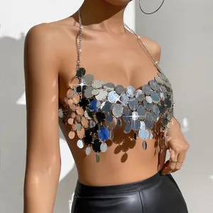 Haut licou sexy à paillettes argentées avec chaîne dos nu pour les soirées en club