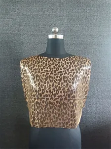 Sexy dames crop top vest met metallic pailletten en luipaardprint voor party's