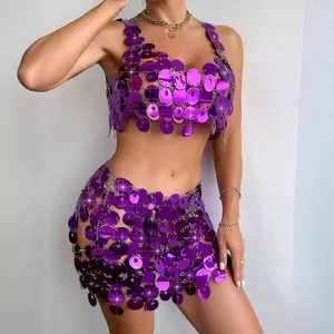 Conjunto sexy de dos piezas de lentejuelas metálicas moradas con top y falda