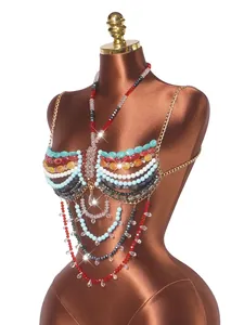 Catena per il corpo fatta a mano in perle acriliche multicolori con accenti dorati.