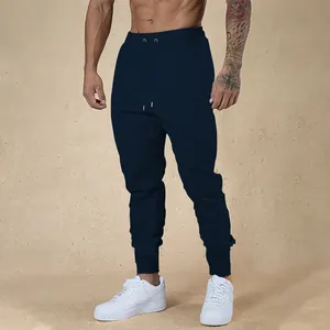 Pantaloni della tuta slim blu scuro da uomo progettati per fitness e corsa sportiva occasionale