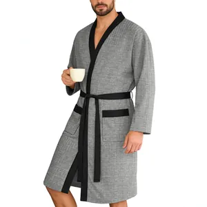 Peignoir jacquard long pour homme avec garniture noire contrastée et ceinture