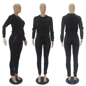 Vistas detalladas frontal, trasera y lateral del chándal negro con capucha para mujer