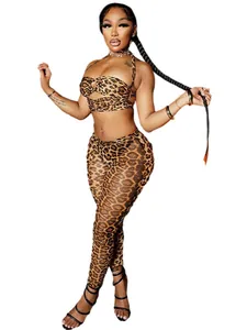 Conjunto sexy de dos piezas con estampado de leopardo, top corto halter y leggings largos