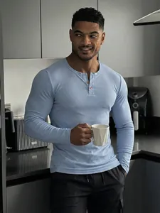 T-shirt Henley à manches longues pour hommes, coupe ajustée en maille côtelée bleu
