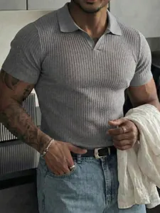 Slim fit ribbed short sleeve polo shirt for men in grey with a modern V-neck design