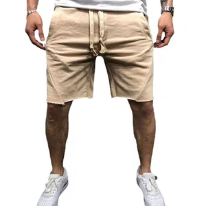 Lässige Herren-Sportshorts in Khaki mit bequemem Kordelzug und trendigem Raw-Hem-Design