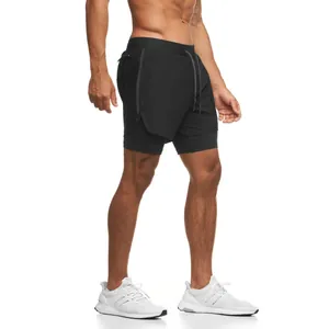 Pantalones cortos de deporte 2 en 1 negros para hombre con forro de compresión