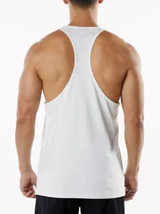 Vue arrière professionnelle d'un débardeur de sport blanc en coton à dos en Y sur un athlète.