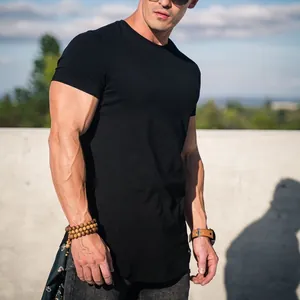 Stylish men's black muscle fit cotton T-shirt, short sleeve athletic top for summer street style