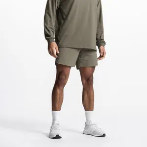 Pantalones cortos de deporte para hombre verde oliva de secado rápido para fitness