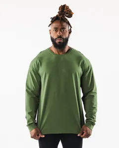 Lockeres olivgrünes Langarm-Funktionsshirt für Herren für Fitness und Outdoor-Sport