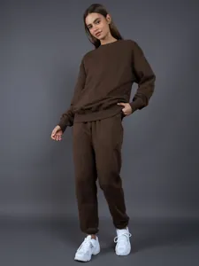 Conjunto de sudadera de cuello redondo y pantalón de chándal marrón forrado invierno