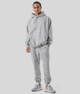 Men's loose grey hooded sweatshirt and sweatpants two-piece tracksuit set for winter